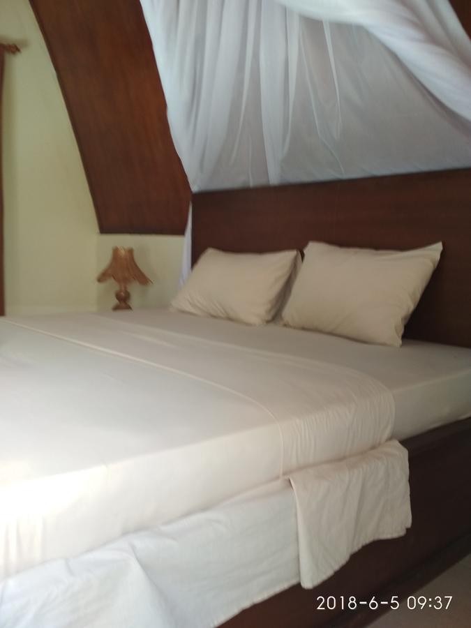 Cnunk Bungalow Gili Meno Esterno foto
