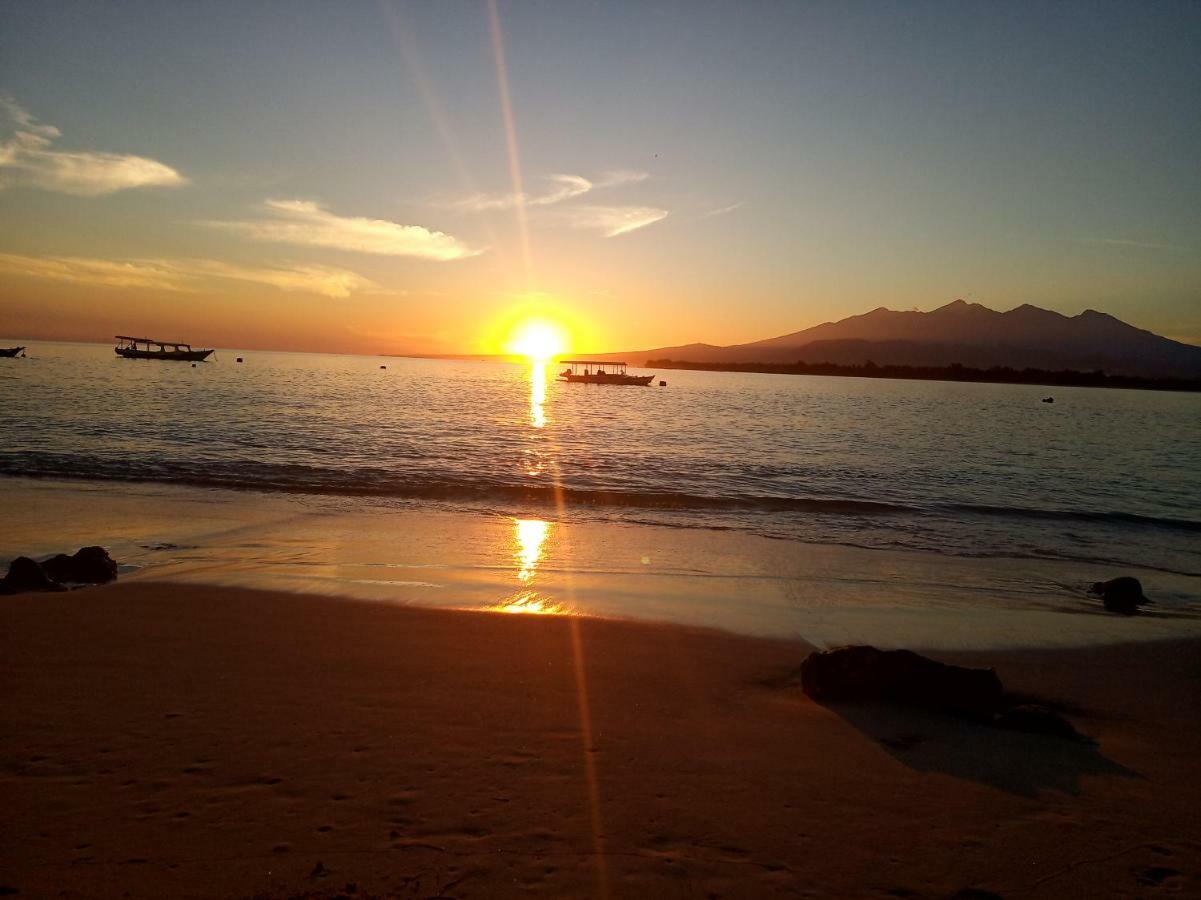 Cnunk Bungalow Gili Meno Esterno foto