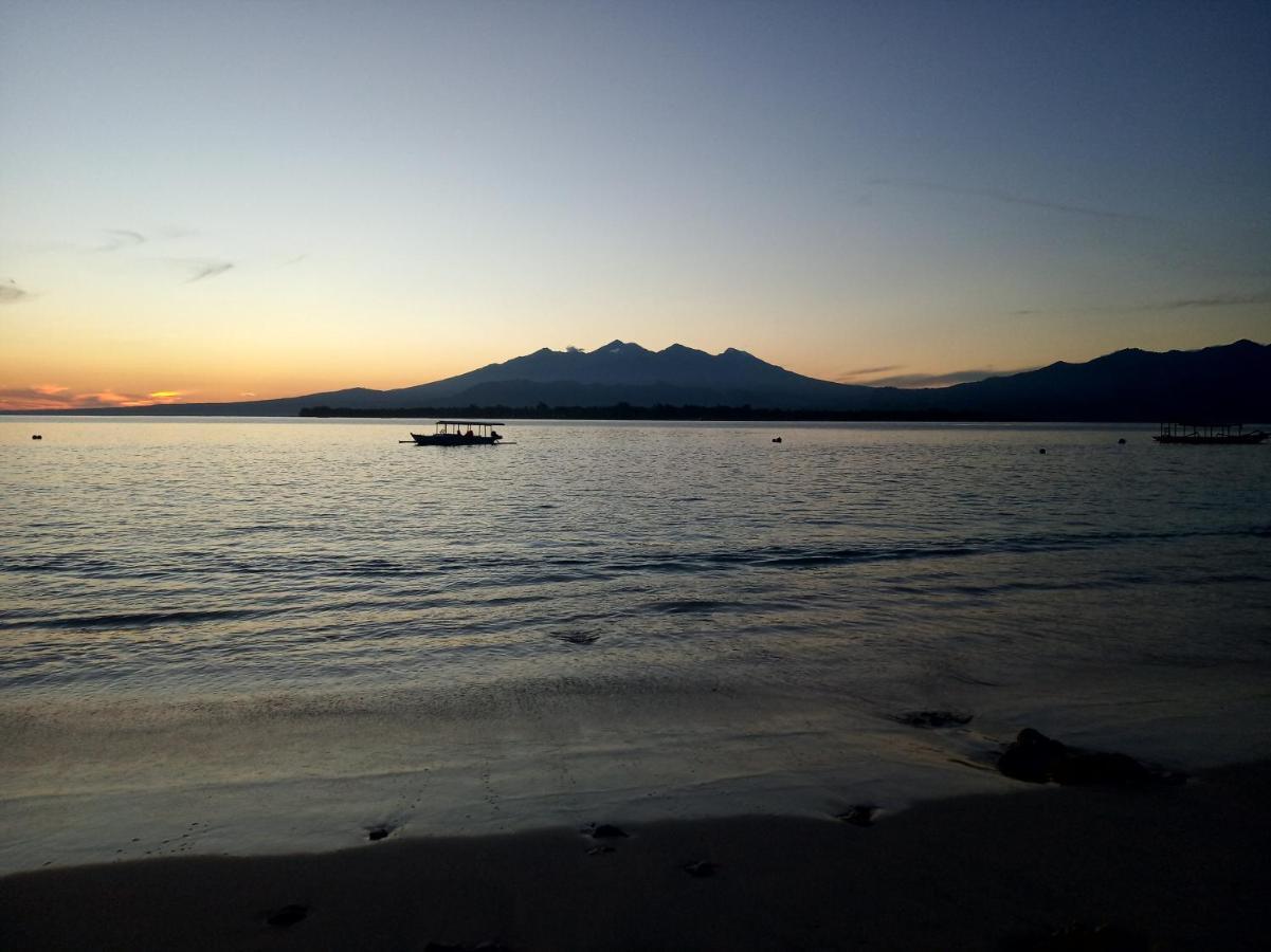 Cnunk Bungalow Gili Meno Esterno foto