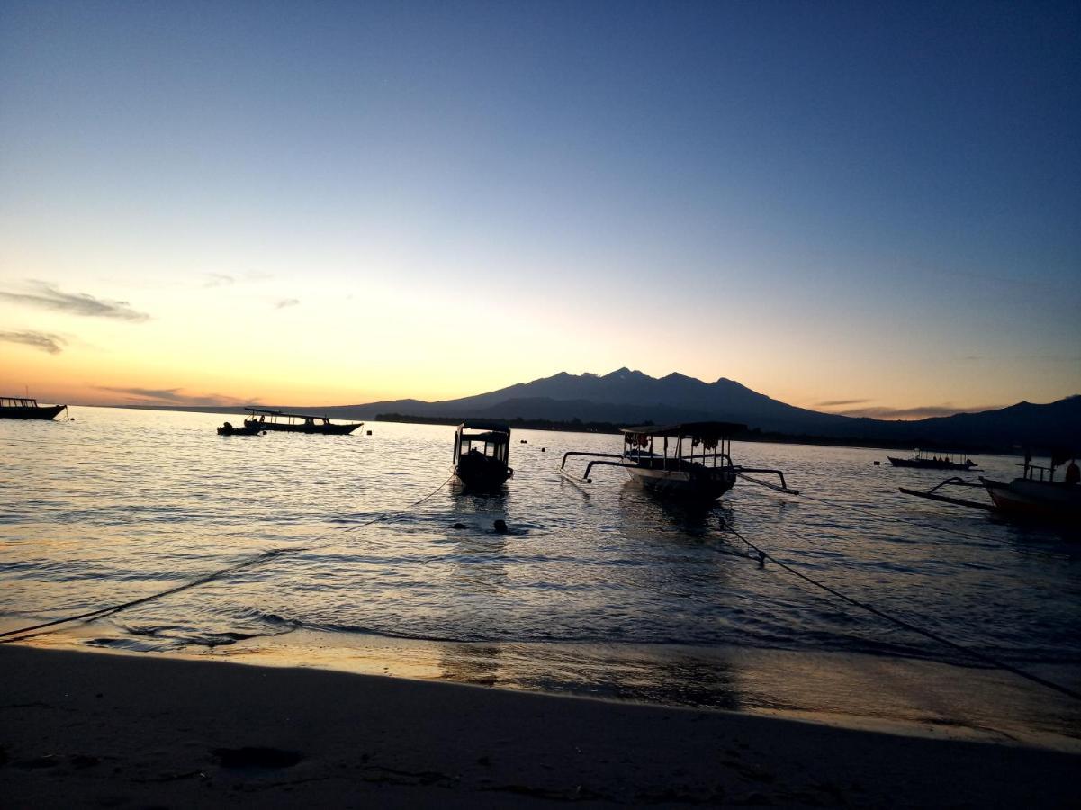 Cnunk Bungalow Gili Meno Esterno foto