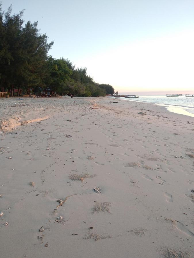 Cnunk Bungalow Gili Meno Esterno foto