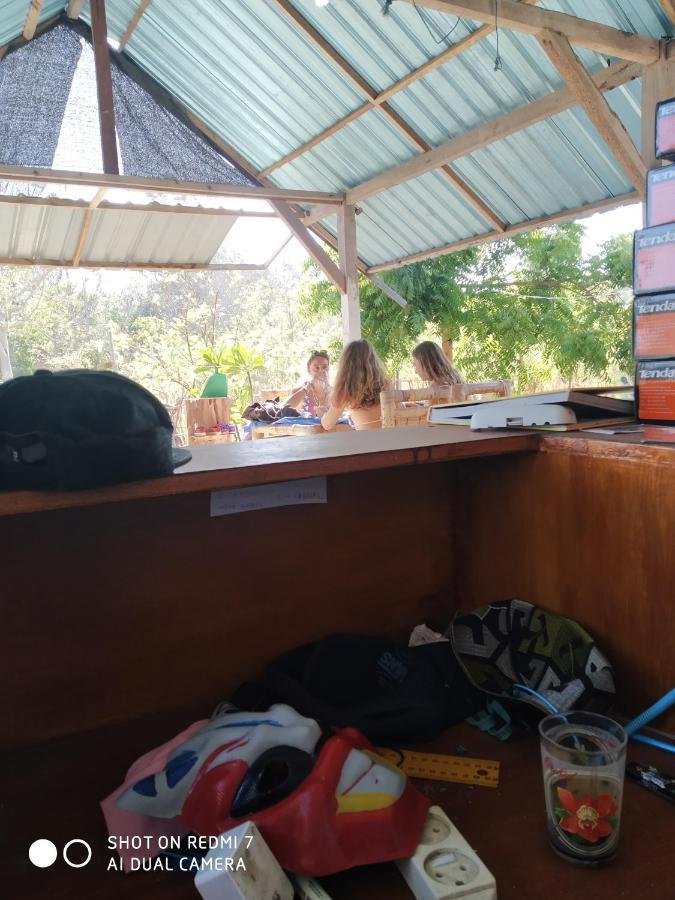 Cnunk Bungalow Gili Meno Esterno foto